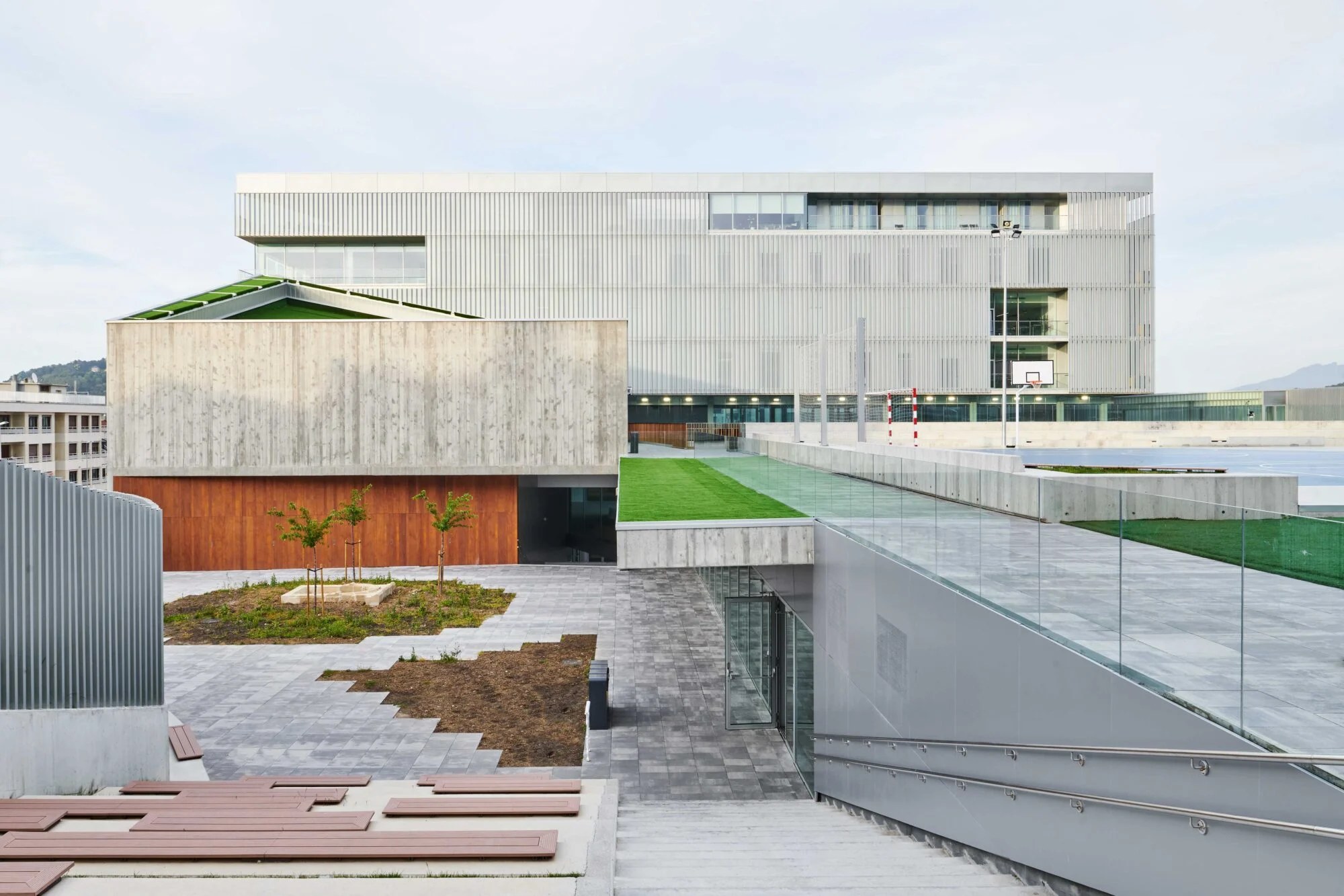 Aldapeta María Ikastetxea School 01